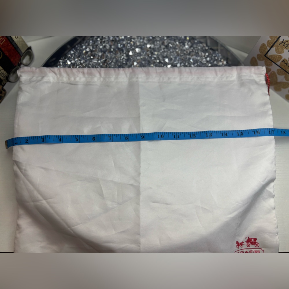 Coach White dust Bag with Red Logo - Picture 4 of 4